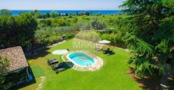 ISTRIA – VILLA WITH THREE UNITS 300 M FROM THE SEA
