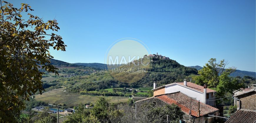 ISTRIA – STONE HOUSE WITH A DREAM VIEW OF MOTOVUN