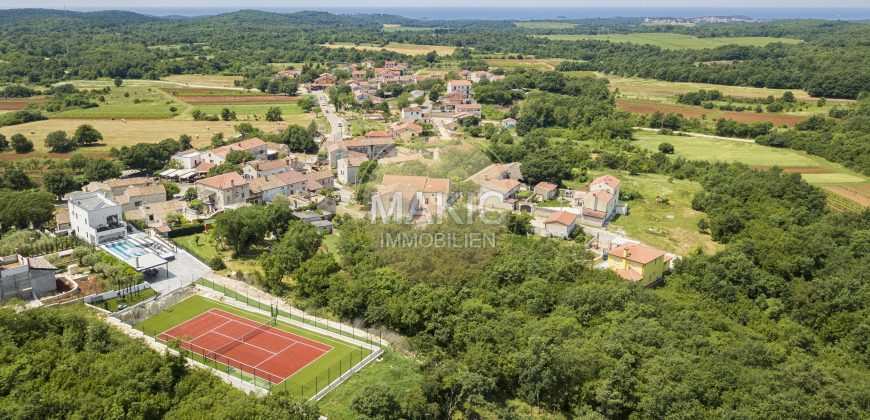 ISTRIA – BREATHTAKING EXCLUSIVE VILLA WITH POOL AND TENNIS COURT