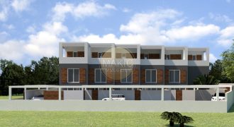 ISTRA -Umag- Moderna kuća u nizu s pogledom na more i jacuzzijem