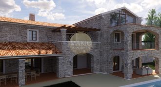 ISTRIA – Villa with pool and tennis court under construction