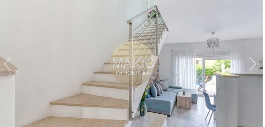 ISTRIA – Umag – Terraced house with pool and jacuzzi in a quiet area