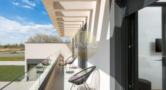 ISTRIA – *Sensational new build villa with tennis court & spa*