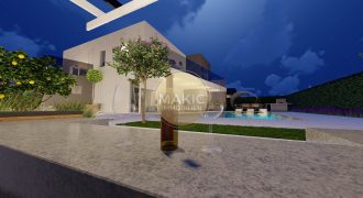 ISTRA – POREČ – Moderna vila s bazenom u popularnoj rezidencijalnoj četvrti