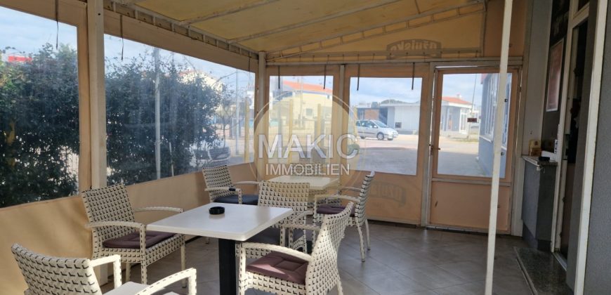 ISTRIEN – Umag – freistehendes Bürogebäude mit etabliertem Geschäft