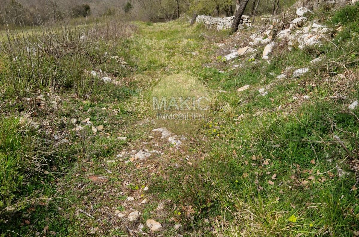 ISTRIA – BUILDING PLOT WITH APPROX. 596m2