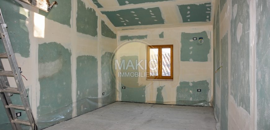 ISTRIA – MOTOVUN, HOUSE OF APPROX. 83m2 NEAR THE HISTORICAL CENTER